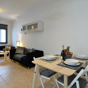 apartamento-el-pueblo-playa-blanca-lanzarote.in-canary-islands.com/